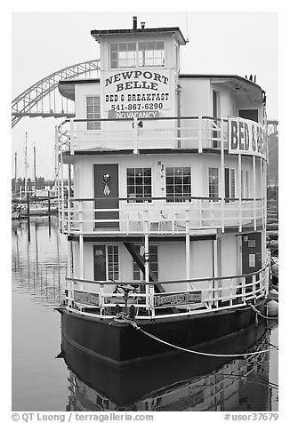 Newport Belle floating Bed and Breakfast. Newport, Oregon, USA (black and white)