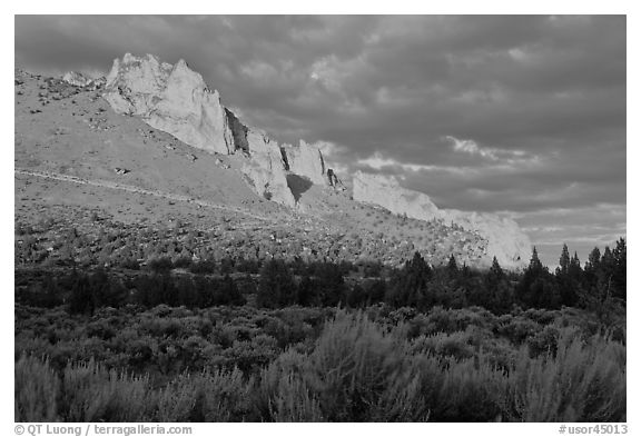 Stadender Ridge at sunset. Smith Rock State Park, Oregon, USA (black and white)