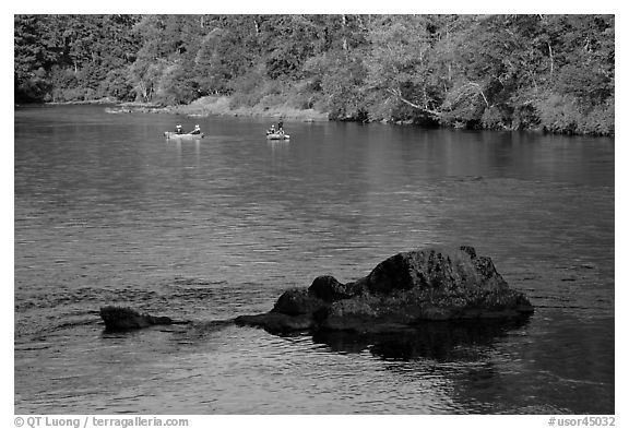 McKenzie river and rafters, Ben and Kay Doris Park. Oregon, USA (black and white)