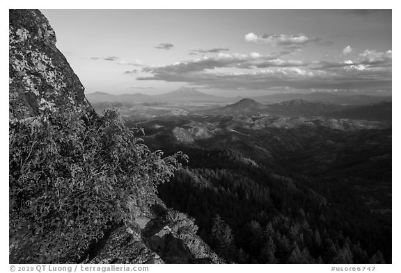 Mt Shasta from Pilot Rock ridge. Cascade Siskiyou National Monument, Oregon, USA (black and white)