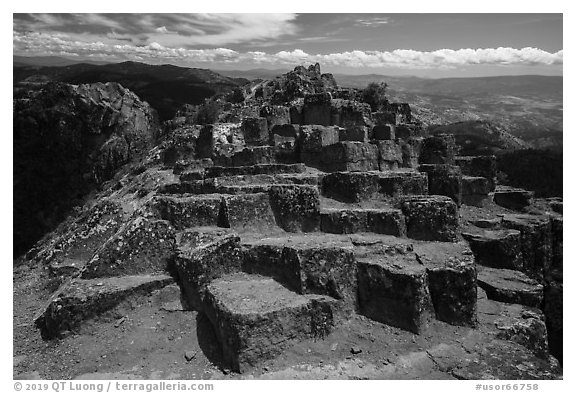 Top of basalt columns on Pilot Rock. Cascade Siskiyou National Monument, Oregon, USA (black and white)