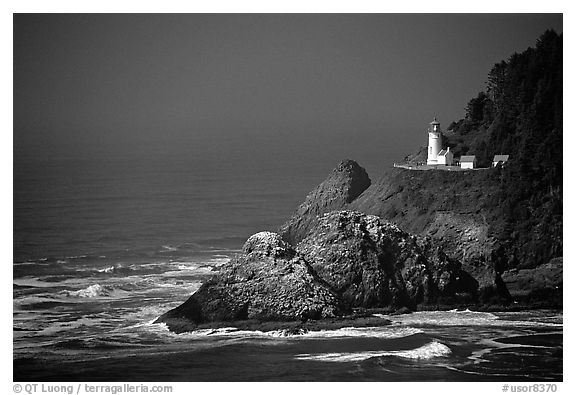 Lighthouse at Haceta Head, afternoon. Oregon, USA (black and white)