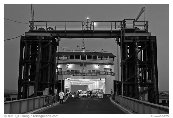 Ferry at dusk. Olympic Peninsula, Washington (black and white)