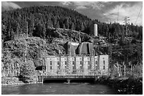 Diablo powerhouse. Washington ( black and white)