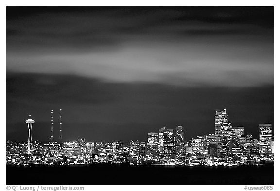 Seattle skyline at light from Puget Sound. Seattle, Washington