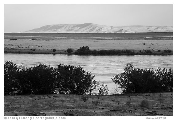 Columbia River and Rattlesnake Mountains, Wahluke Unit, Hanford Reach National Monument. Washington (black and white)