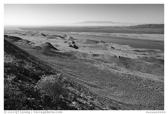 Columbia River and Rattlesnake Mountain, Hanford Reach National Monument. Washington