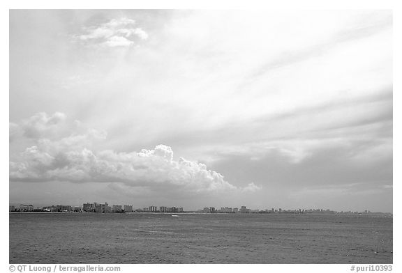 Skyline. San Juan, Puerto Rico (black and white)