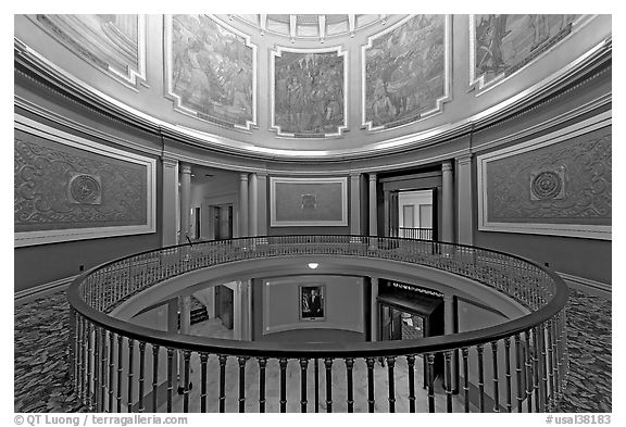 Rotonda below the dome with paintings of historical events. Montgomery, Alabama, USA (black and white)