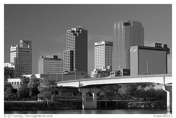 Bridge and Downtown high rises, early morning. Little Rock, Arkansas, USA (black and white)