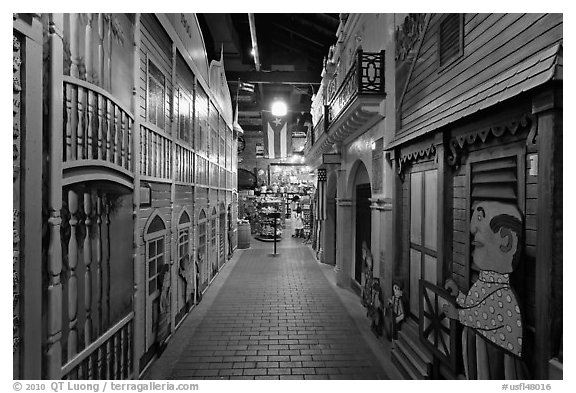 Murals in restaurant, Mallory Square. Key West, Florida, USA (black and white)