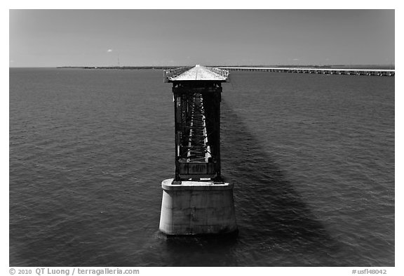 Abandonned bridge, Bahia Honda Channel. The Keys, Florida, USA (black and white)