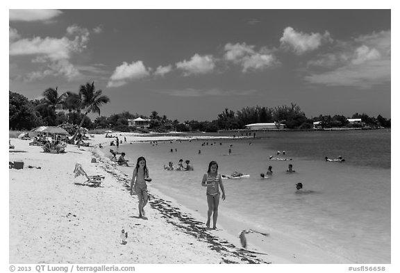 Families on Sombrero Beach, Marathon Key. The Keys, Florida, USA (black and white)