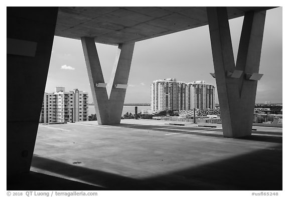 1111 Lincoln Road parking garage designed by Herzog and de Meuron, Miami Beach. Florida, USA (black and white)