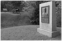 Monument, Union position markers, and gun, Vicksburg National Military Park. Vicksburg, Mississippi, USA (black and white)