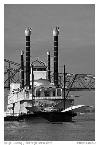 Riverboat and bridge. Natchez, Mississippi, USA