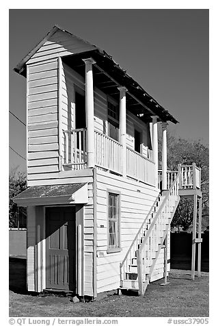 Shallow house paroding the Charleston style. Charleston, South Carolina, USA