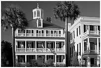 Antebellum house with flag and octogonal tower. Charleston, South Carolina, USA ( black and white)