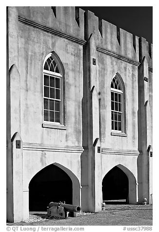 Beaufort Arsenal and cannon. Beaufort, South Carolina, USA (black and white)