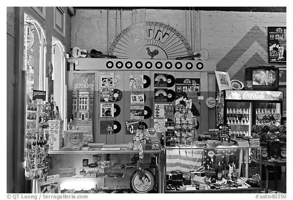 Front counter, Sun record company. Nashville, Tennessee, USA (black and white)