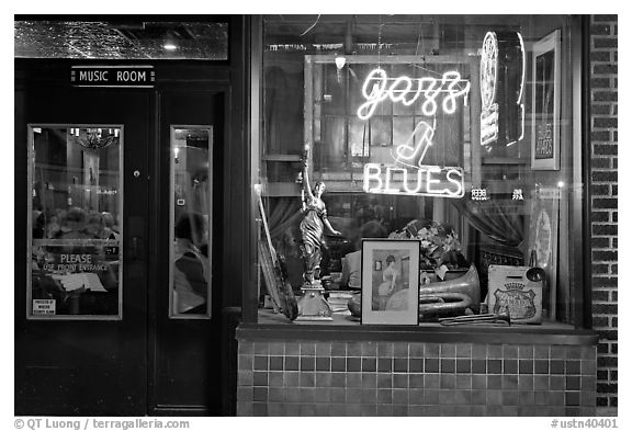 Black And White Picture Photo Storefront Of Bar With Jazz And Blues Life Performances Memphis Tennessee Usa