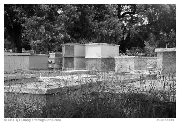 Cemetary, Charlotte Amalie. Saint Thomas, US Virgin Islands (black and white)