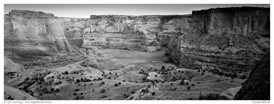 Canyon scenery at dusk. Canyon de Chelly  National Monument, Arizona, USA (black and white)