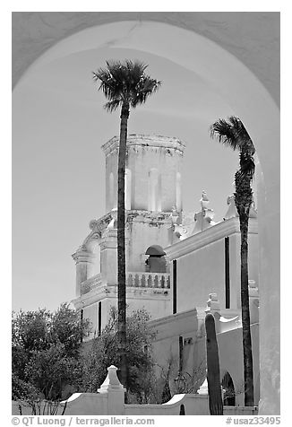 Arch and North Court, San Xavier del Bac Mission (the White Dove of the Desert). Tucson, Arizona, USA