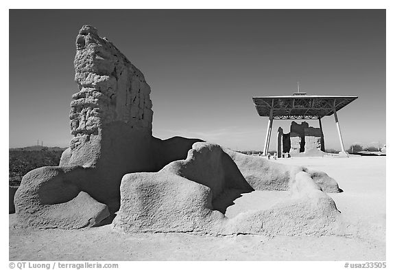 Hohokam ruins and the Great House, Casa Grande Ruins National Monument. Arizona, USA (black and white)