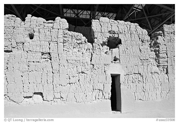 Detail of Hohokam great house, Casa Grande Ruins National Monument. Arizona, USA (black and white)