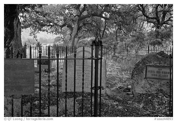 Erikson Cemetery. Chiricahua National Monument, Arizona, USA