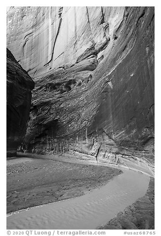 Paria river bend in Paria Canyon. Vermilion Cliffs National Monument, Arizona, USA (black and white)