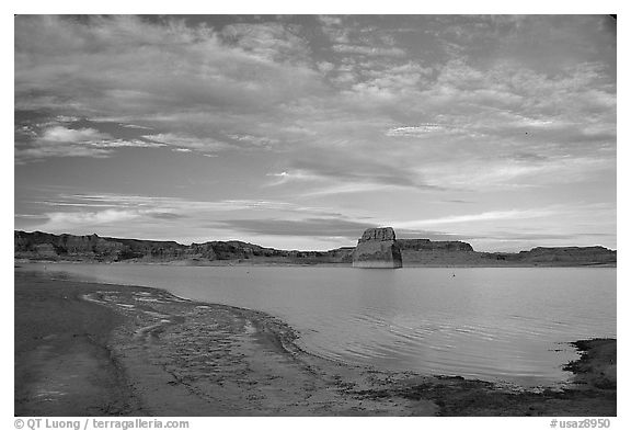 Wahweap Bay, Lake Powell, Glen Canyon National Recreation Area, Arizona. USA (black and white)