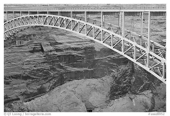 Bridge near the Glenn Canyon Dam. Arizona, USA (black and white)