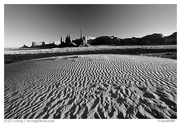 Sand dunes, Yei bi Chei, and Totem Pole, late afternoon. Monument Valley Tribal Park, Navajo Nation, Arizona and Utah, USA