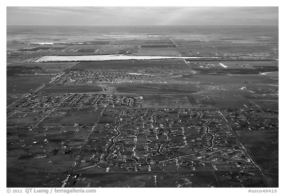 Aerial view of subdivision and plains. Colorado, USA (black and white)