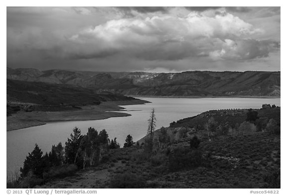 Autumn at Sapinero Basin, Blue Mesa Reservoir, Curecanti National Recreation Area. Colorado, USA