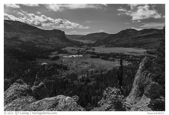 Rocks and valley with autumn colors, Pagosa Springs. Colorado, USA