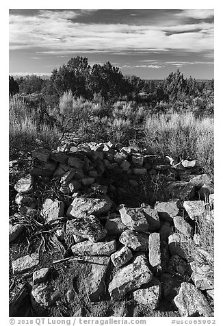 Unnamed ruined walls. Canyon of the Anciens National Monument, Colorado, USA (black and white)