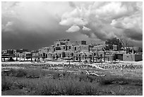 Red Willow Creek and Hlauuma. Taos, New Mexico, USA ( black and white)