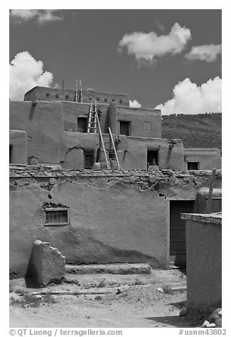 Multi-story adobe house. Taos, New Mexico, USA (black and white)