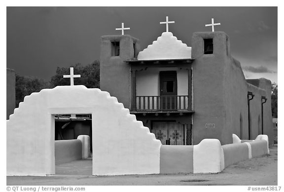 San Geronimo church under dark sky. Taos, New Mexico, USA (black and white)