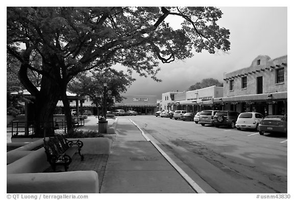 Plazza and shops. Taos, New Mexico, USA (black and white)