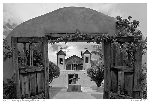 Chimayo Shrine. New Mexico, USA (black and white)