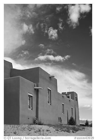 Modern church in adobe style. New Mexico, USA (black and white)