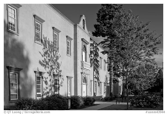 College. Santa Fe, New Mexico, USA (black and white)