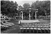 Gazebo, old town plazza. Albuquerque, New Mexico, USA (black and white)