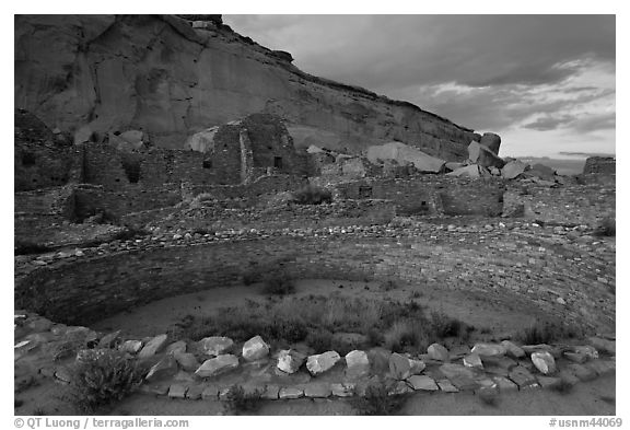 Pueblo Bonito at the foot of Chaco Canyon northern rim. Chaco Culture National Historic Park, New Mexico, USA