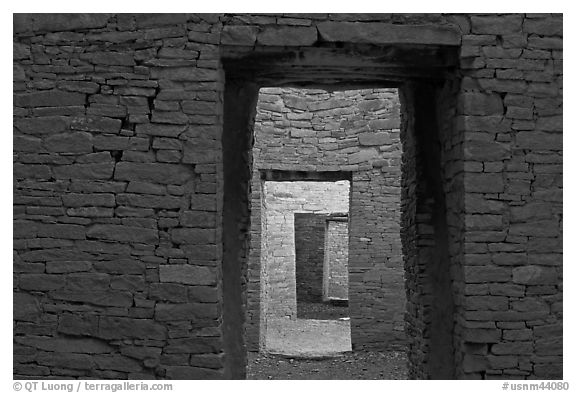 Ancient masonery walls and doors. Chaco Culture National Historic Park, New Mexico, USA (black and white)