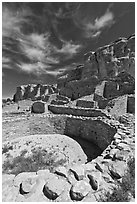 Pueblo Bonito, the largest of the Chacoan Great Houses. Chaco Culture National Historic Park, New Mexico, USA (black and white)